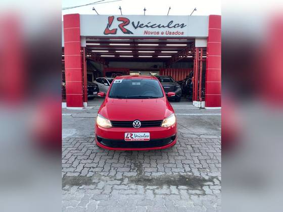 VOLKSWAGEN FOX 1.0 MI SELEÇÃO 8V FLEX 4P MANUAL VOLKSWAGEN FOX 1.0 MI SELEÇÃO 8V FLEX 4P MANUAL